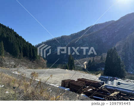 冠山トンネル、塚白椿隧道トンネル付近の風景 109795445