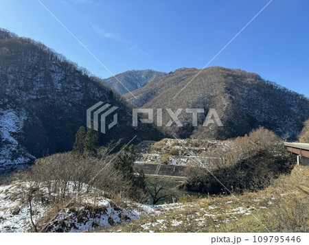 冠山トンネル、塚白椿隧道トンネル付近の風景 冠山トンネル、塚白椿隧道トンネル付近の風景 109795446