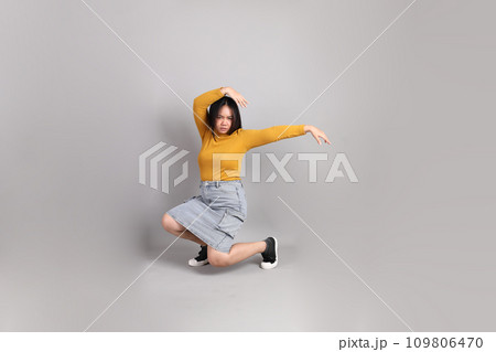 Southeast Asian Woman 109806470