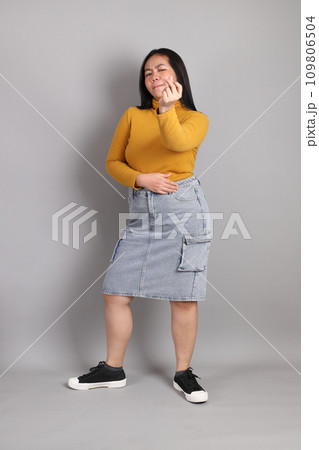 Southeast Asian Woman 109806504