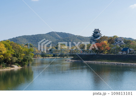 岡山城と旭川 109813101