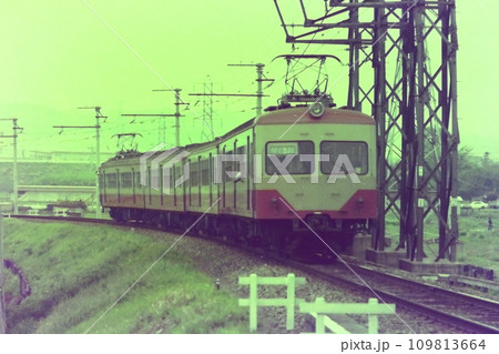 西武鉄道501系502他、多摩川線・北多磨（現・白糸台）ー競艇場前、1976年4月25日 109813664