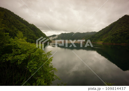 さっぽろ湖と定山渓ダム 109814437