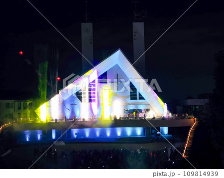 ライトアップされたサビエル記念聖堂 ライトアップされたサビエル記念聖堂 109814939