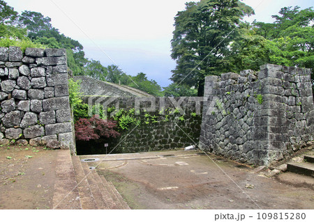 岡城跡・大手門(大分県・竹田市) 岡城跡・大手門(大分県・竹田市) 109815280
