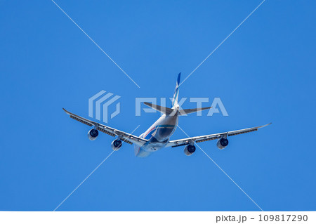 航空貨物・AIR CARGO/成田空港を離陸する旅客機・ボーイング747・Nippon Cargo 航空貨物・AIR CARGO/成田空港を離陸する旅客機・ボーイング747・Nippon Cargo 109817290