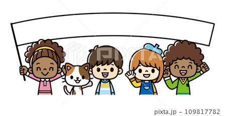 笑顔で大きな旗を振る世界の子供たちのイラスト 109817782