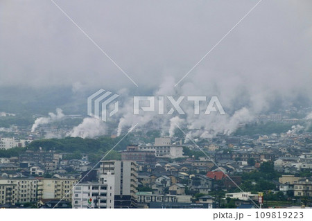 湯けむり展望台からの眺望（大分県・別府市） 109819223
