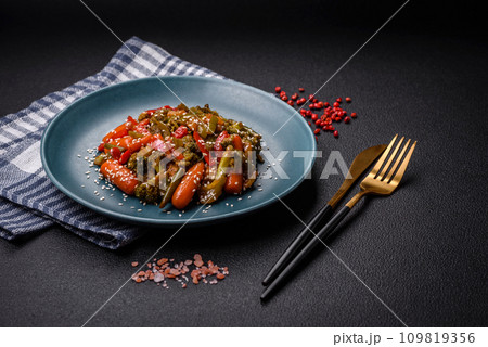 Mix of vegetables corn, carrots, peppers, broccoli, onions in teriyaki sauce Mix of vegetables corn, carrots, peppers, broccoli, onions in teriyaki sauce 109819356