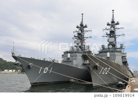 海上自衛隊護衛艦むらさめ&はるさめ 109819914