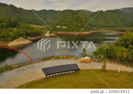 丹生川ダムの五味原湖 丹生川ダムの五味原湖 109819931