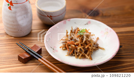家庭料理　きんぴらごぼう 109821220