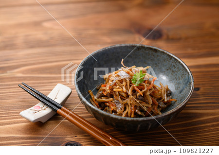 家庭料理 きんぴらごぼう 家庭料理 きんぴらごぼう 109821227