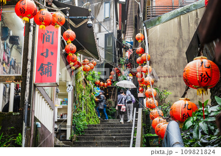 台湾 雨の九份 台湾 雨の九份 109821824