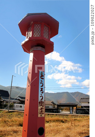 亀岡市ひえ田野町佐伯のとうろう街道 109822027