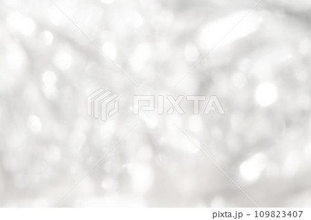 雪・ふんわり 背景素材 109823407