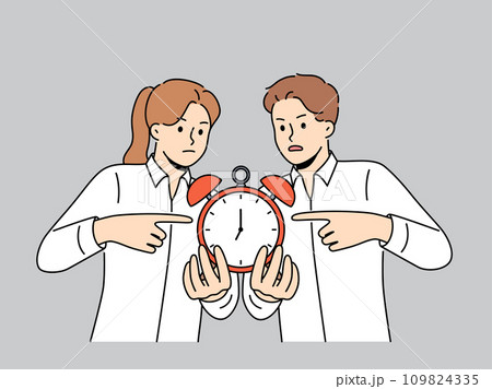 Business people are holding alarm clock symbolizing deadlines that requires immediate completion Business people are holding alarm clock symbolizing deadlines that requires immediate completion 109824335
