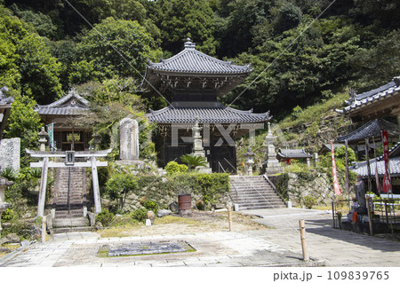 岩屋寺 経蔵 岩屋寺 経蔵 109839765