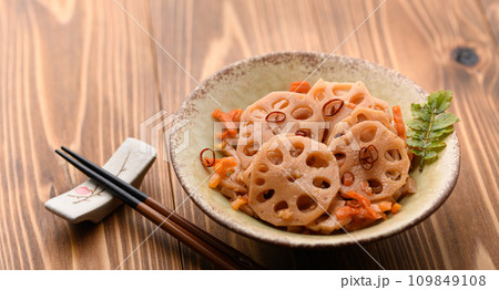 家庭料理 蓮根きんぴら 109849108