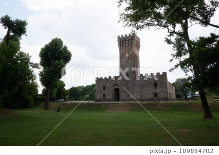 The Castle of San Martino della Vaneza near Padua The Castle of San Martino della Vaneza near Padua 109854702