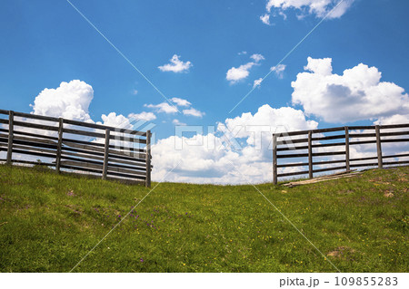 Heavens gate leading to Heaven from the mountain 109855283