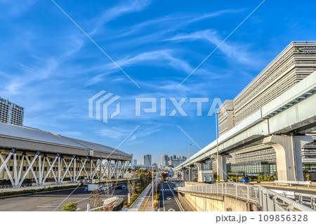 東京都江東区の都市風景 有明駅 東京都江東区の都市風景 有明駅 109856328