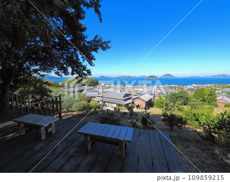 見立里山テラス・見立展望台【香川県仲多度郡多度津町】3 109859215
