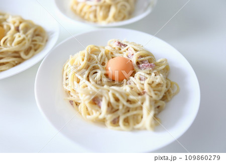 Tasty aromatic diet breakfast Tasty aromatic diet breakfast 109860279