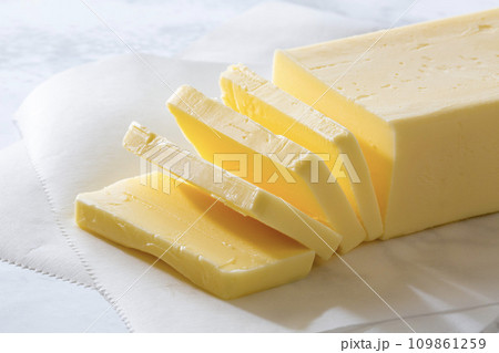 バター、日本産バター 109861259