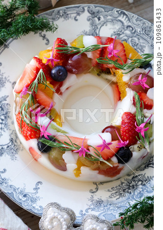 牛乳寒天フルーツケーキ 109861433