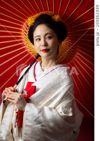 白無垢の花嫁 109862889