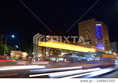 長崎県佐世保市の駅周辺風景 長崎県佐世保市の駅周辺風景 109863303