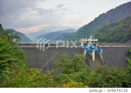木地山ダムの堤体 109870116