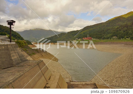 寒河江ダムの月山湖 寒河江ダムの月山湖 109870926