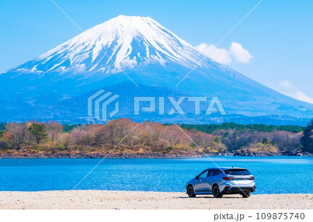 富士山（春・精進湖より） 109875740