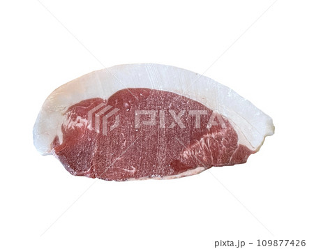 赤身と脂身のボタン肉　鍋用の薄切肉 109877426