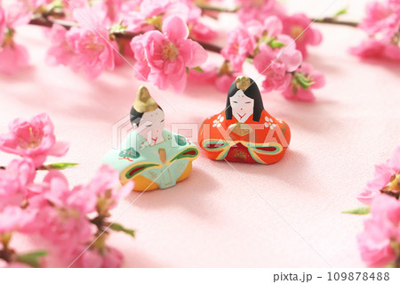 おひなまつり 桃の花 おひなまつり 桃の花 109878488