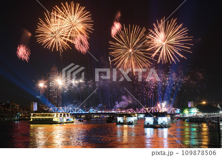 Beautiful Fireworks at Chaopraya River Bangkok Beautiful Fireworks at Chaopraya River Bangkok 109878506
