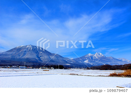 12月の北信五岳  信州の山々 12月の北信五岳  信州の山々 109879407