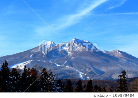 12月の北信五岳  信州の山々 12月の北信五岳  信州の山々 109879484