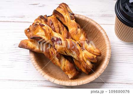 クランベリースティックパン 109880076