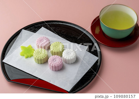 落雁　お茶　緑茶　ゆげ　ピンク 109880157