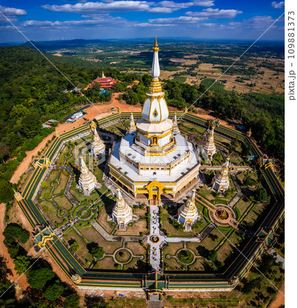 Phra Maha Chedi Chai Mongkhon in Roi Et, Thailand 109881373