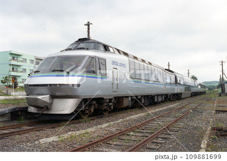 クリスタルエクスプレス 109881699