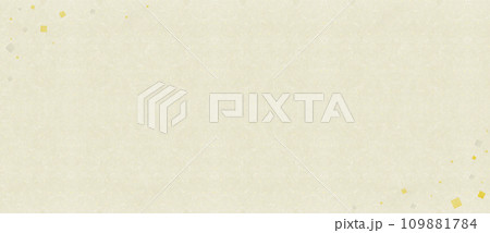 日本伝統の和紙に舞い散る金箔と銀泊 横長の背景素材 日本伝統の和紙に舞い散る金箔と銀泊 横長の背景素材 109881784