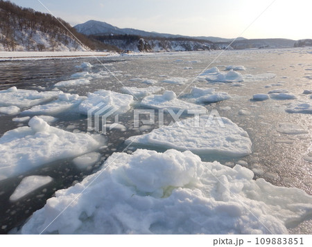 流氷の海 109883851