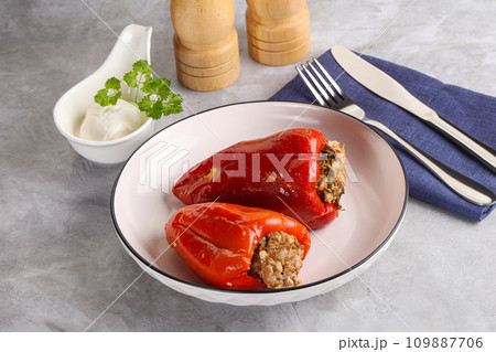 Stuffed bell pepper with minced meat and rice Stuffed bell pepper with minced meat and rice 109887706