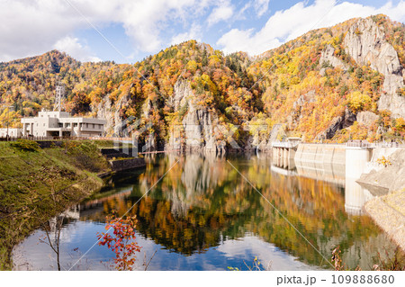 北海道　秋　札幌市　豊平峡ダム　定山湖 109888680