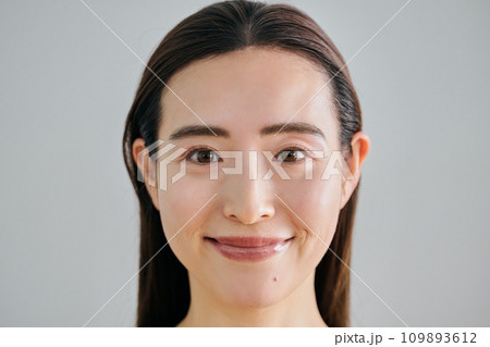 30代女性の美容イメージ 109893612