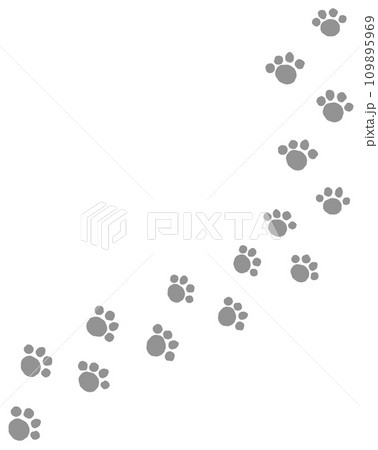 ペットで飼う犬や猫の可愛い肉球イラスト 109895969